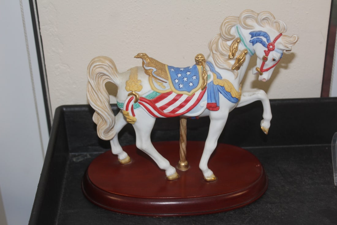Lenox Carousel Porcelain Horse: 7 3/4" x 9 3/4" tall