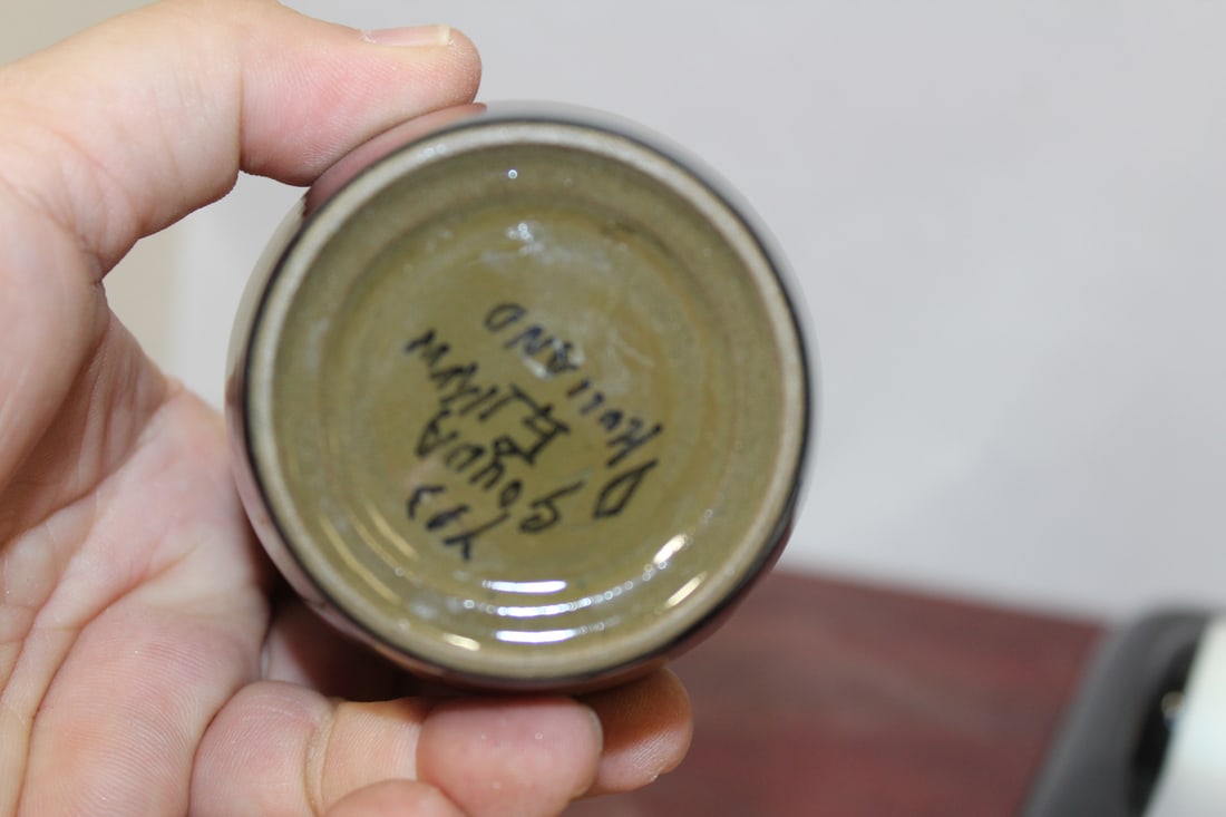 A Gouda Bottle - 7