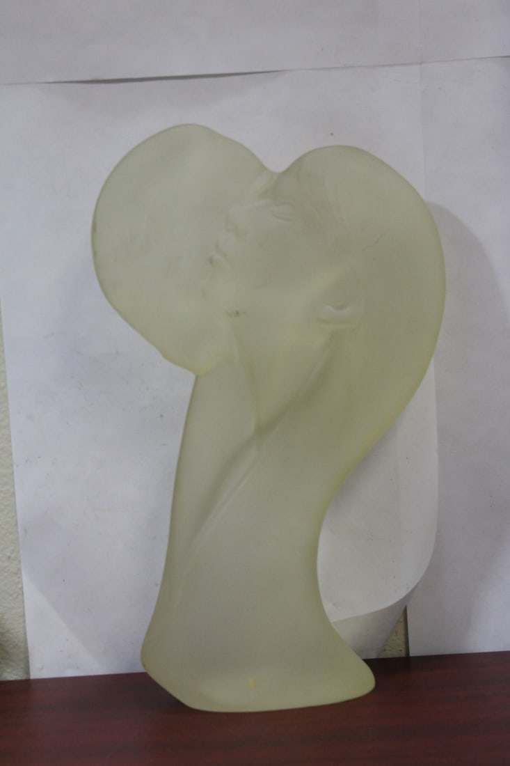 Lucite Lovers: 14" tall