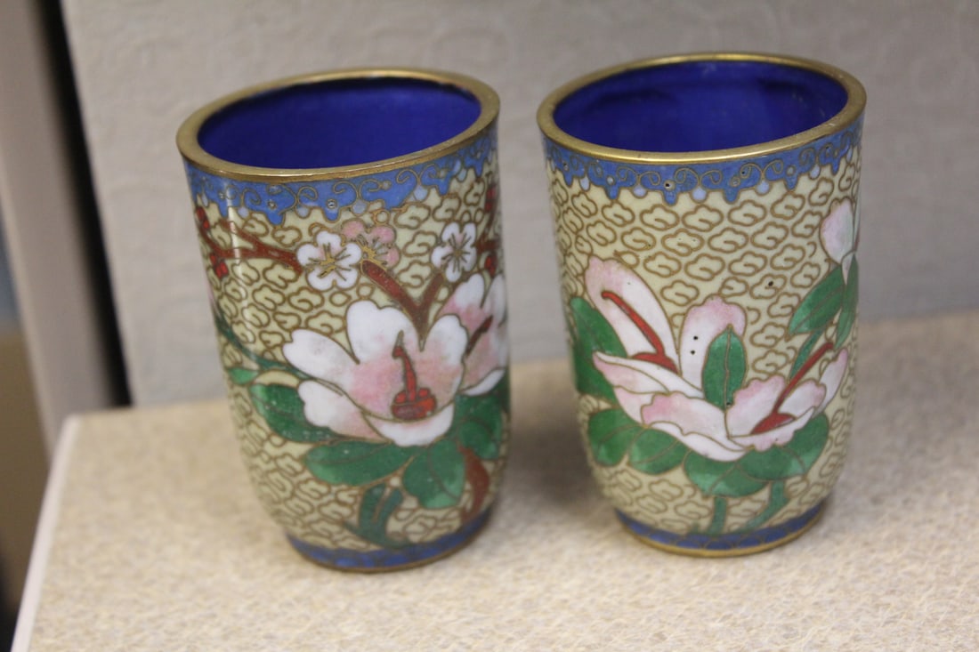 Set of 2 Chinese Cloisonne Cups: 3 inches tall each