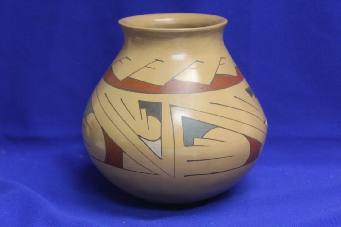 A Mexican Pottery Water Vessel (1 of 6)