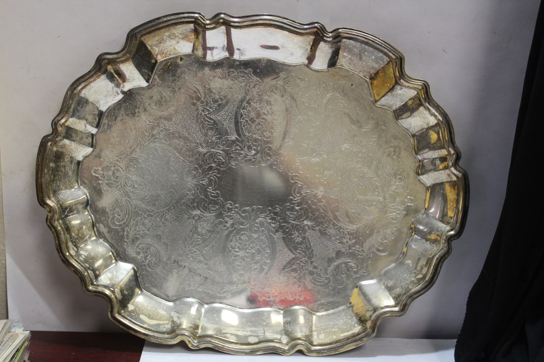 A Silverplated Ornate Tray (1 of 5)