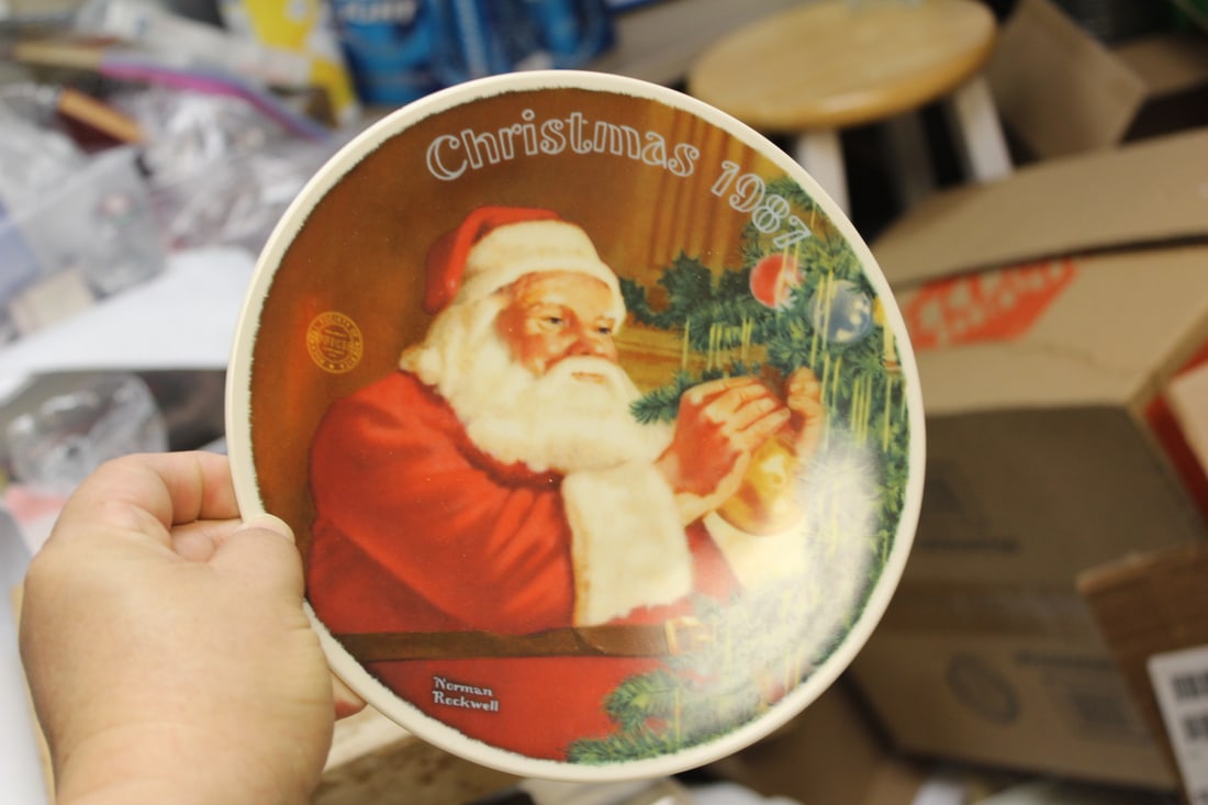 Norman Rockwell Collector's Plate: boxed and COA - 8 1/4" in diameter