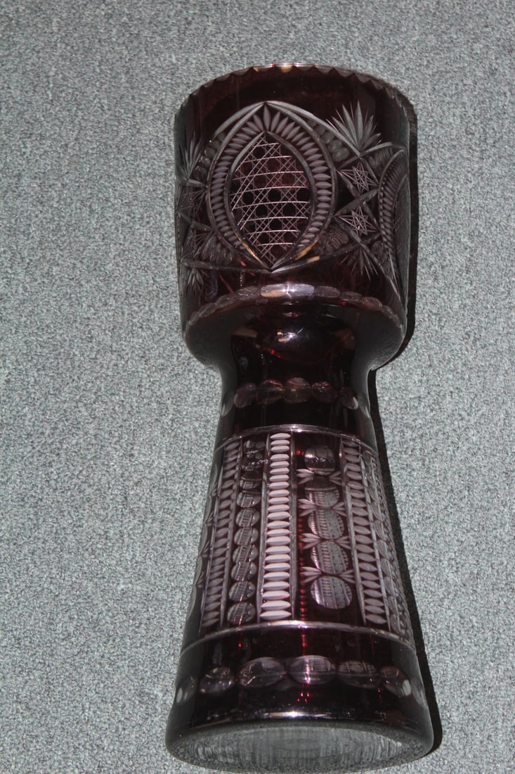 Impressive Amethyst Vase - 4