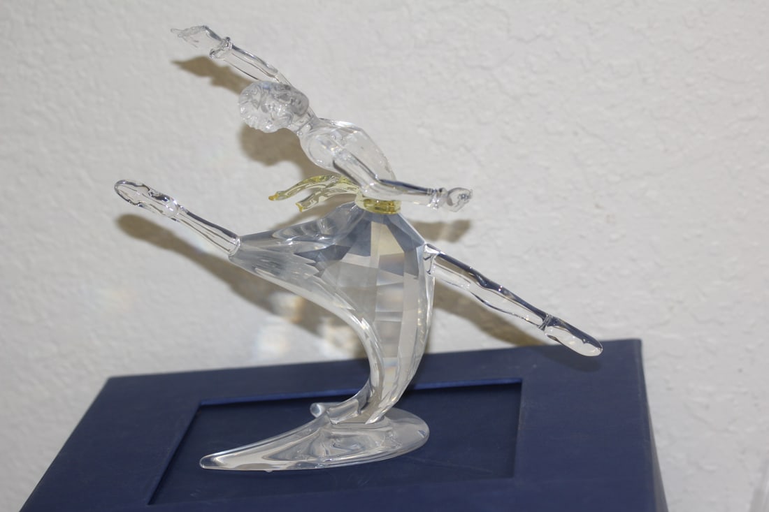 Swarovski Crystal Ballet Dancer (1 of 4)