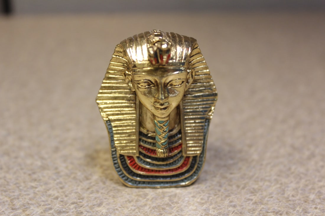 Solid Brass Egyptian Figurine: 2" tall