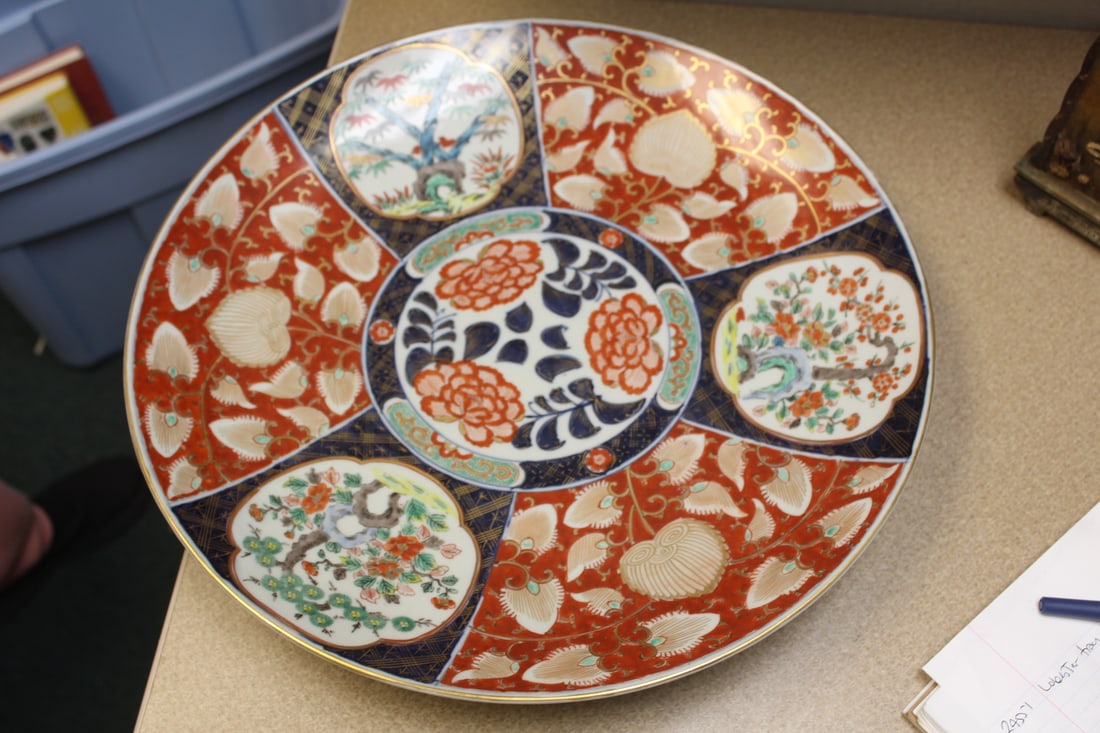 Antique Imari Charger: Meiji period - 16" in diameter