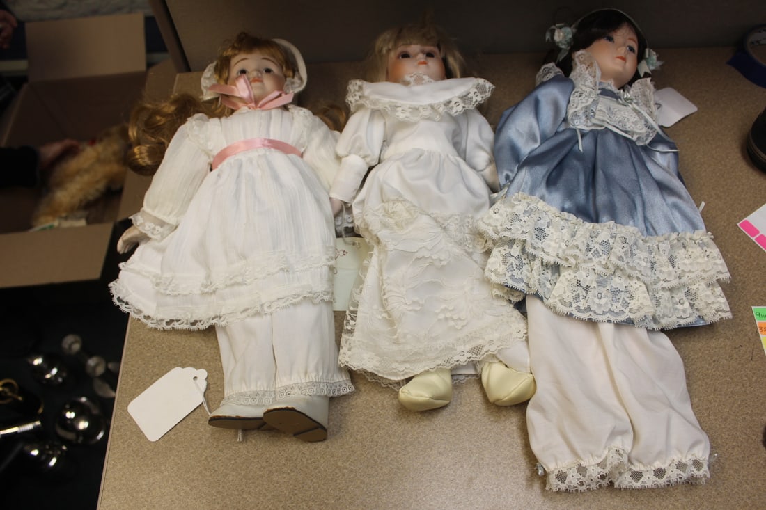 Lot of 3 Heritage Dolls: one plays music - tallest=19"