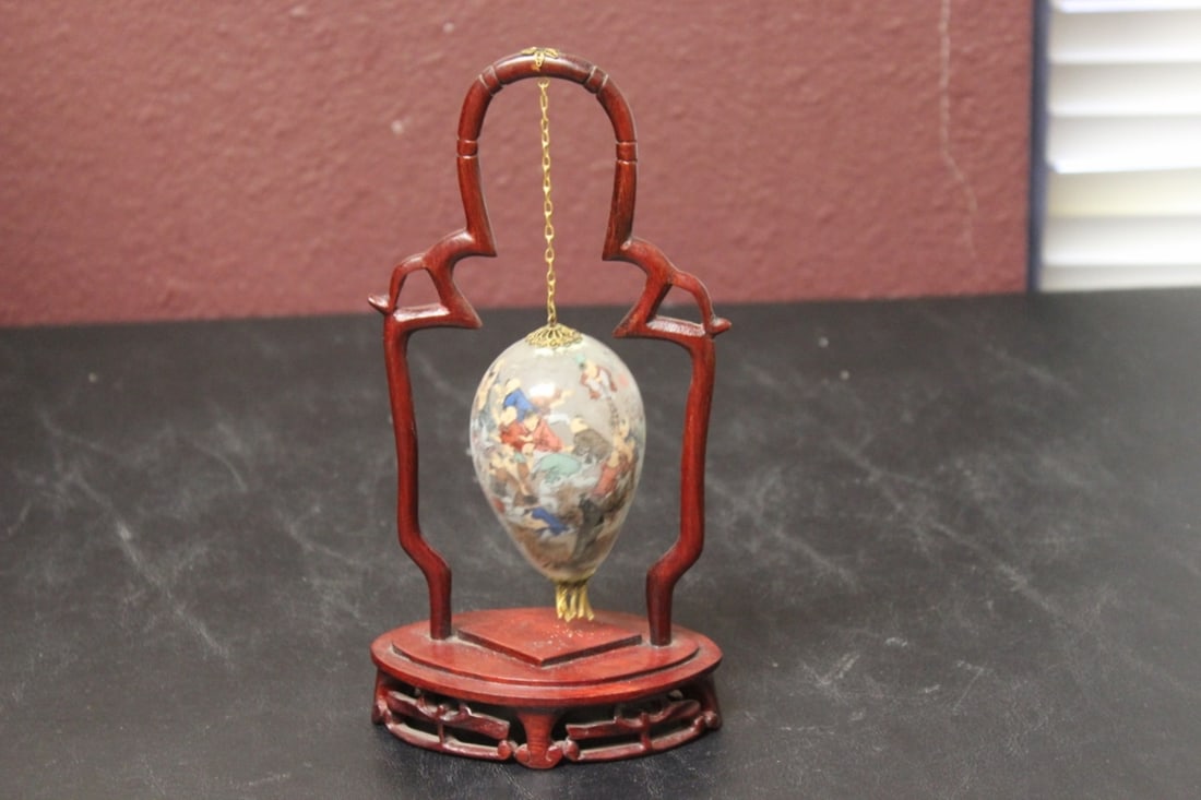 A Vintage Chinese Egg Shape Ornament (1 of 8)