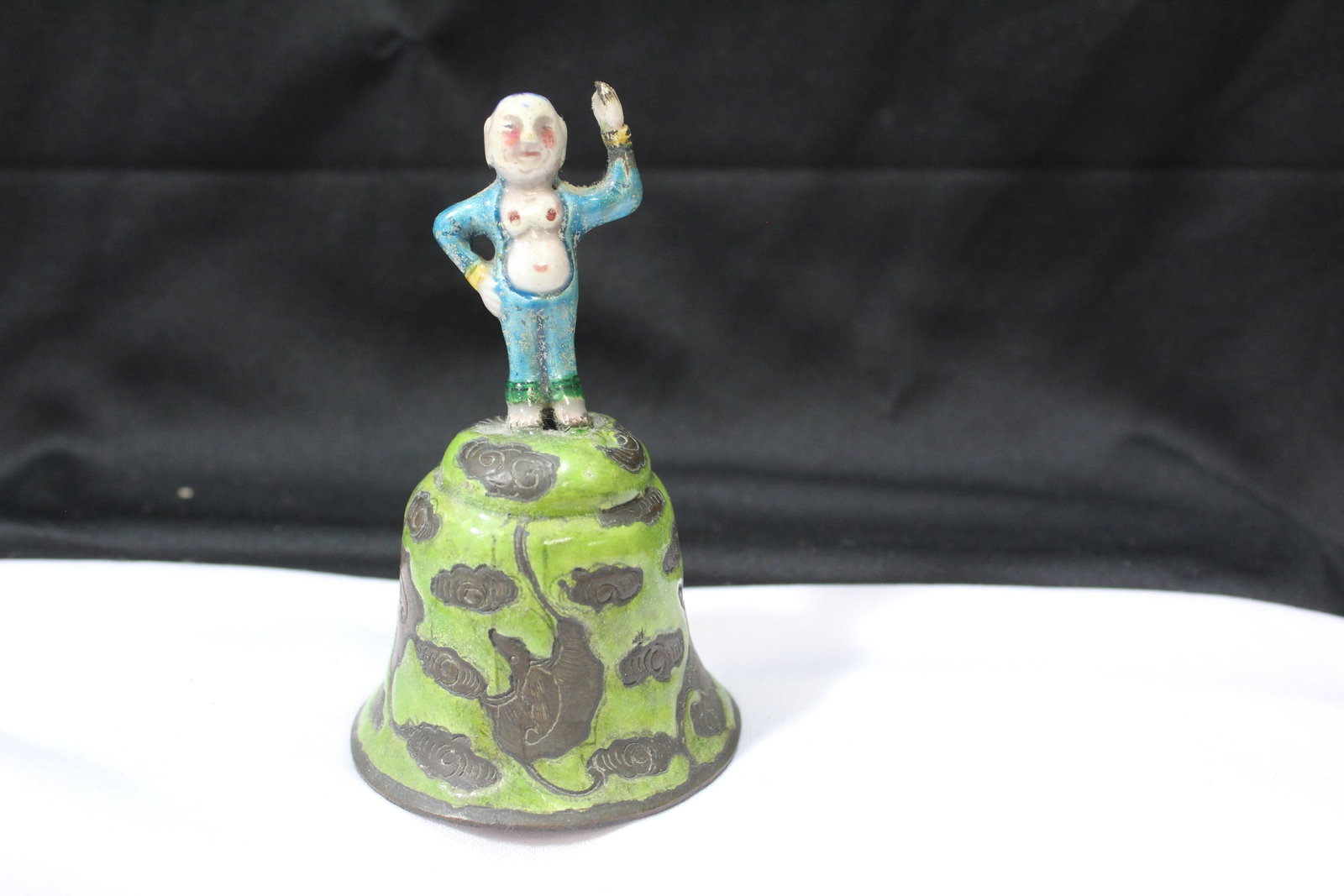 A Chinese Cloisonne Bell: with clasp - antique or vintage