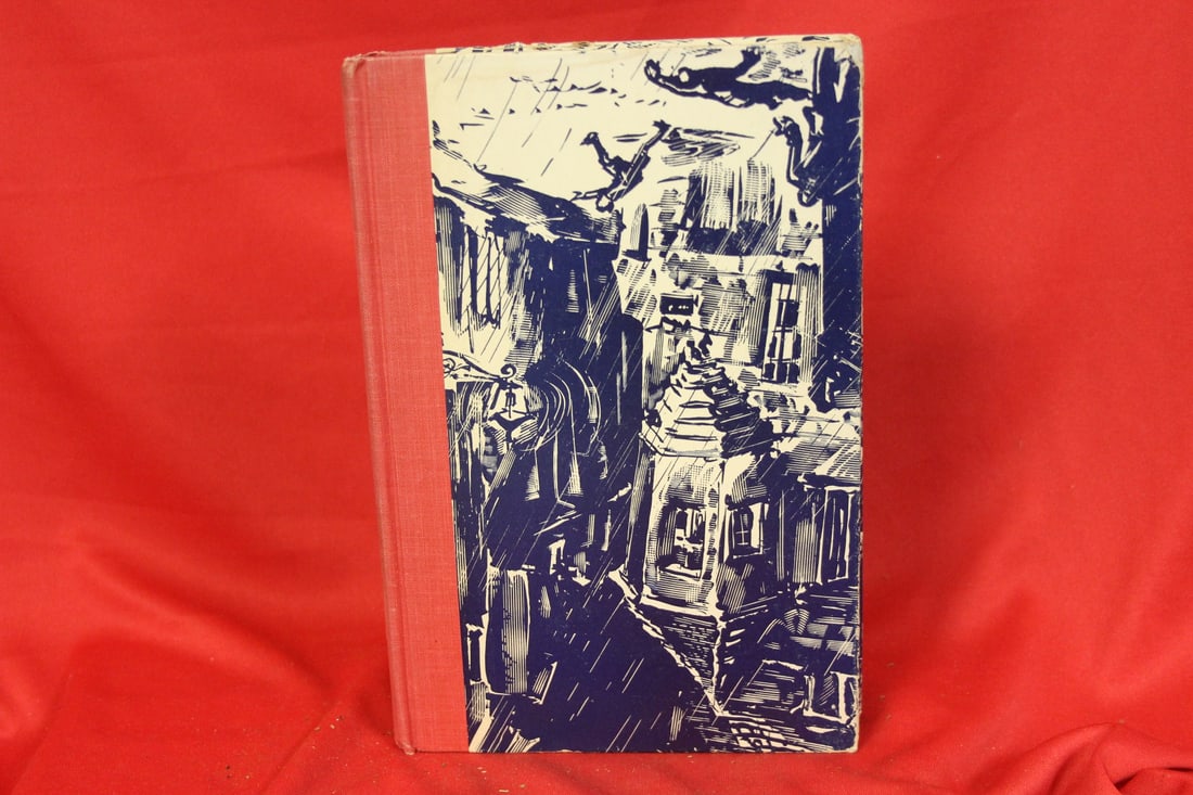 Hardcover Book: Tournants Dangereux (1 of 8)