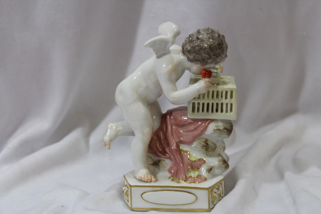 A 19th Century Meissen Figurine (1 of 8)
