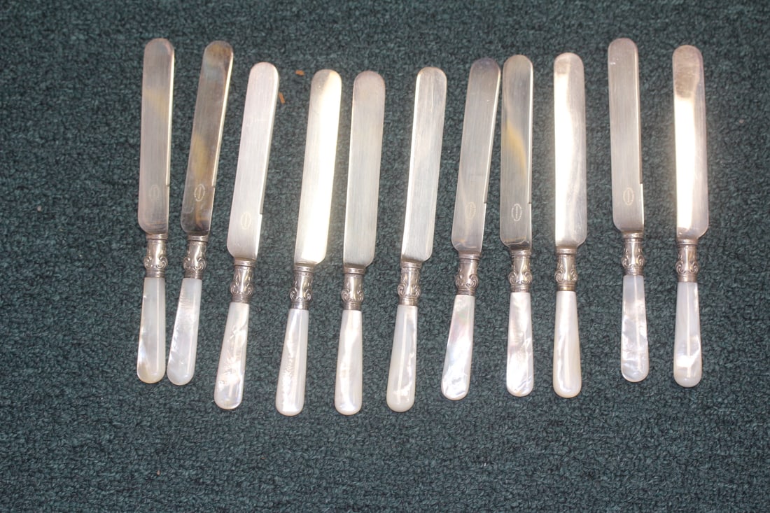 Set of 11 Sheffield Knives Set: Mother of Pearl with sterling bans - 8 inches long