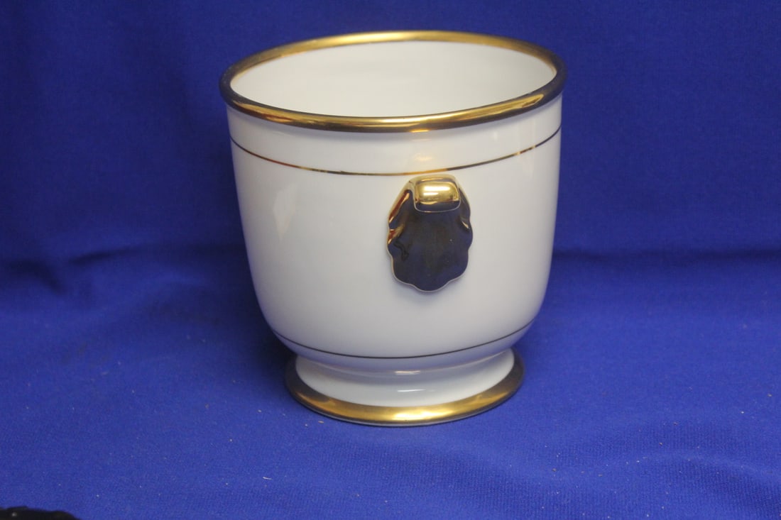 Ceramic Urn - 4