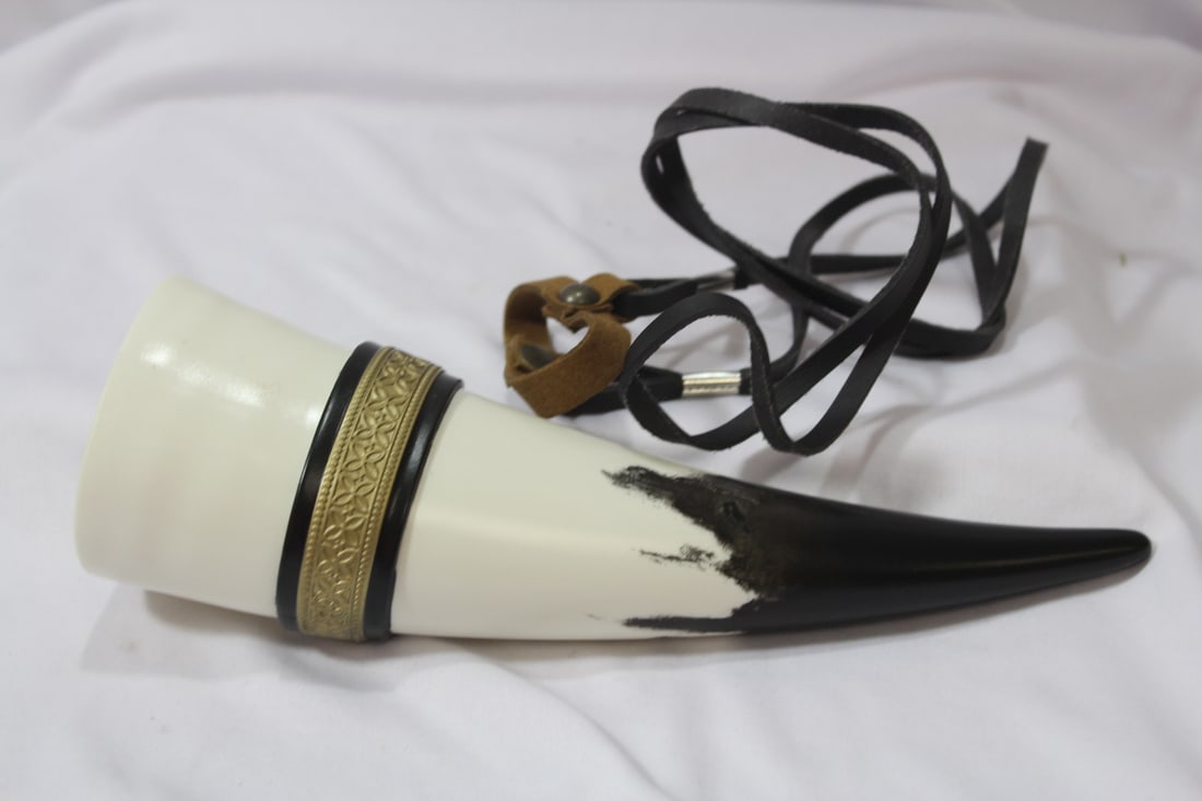 A Decorative Horn (1 of 7)