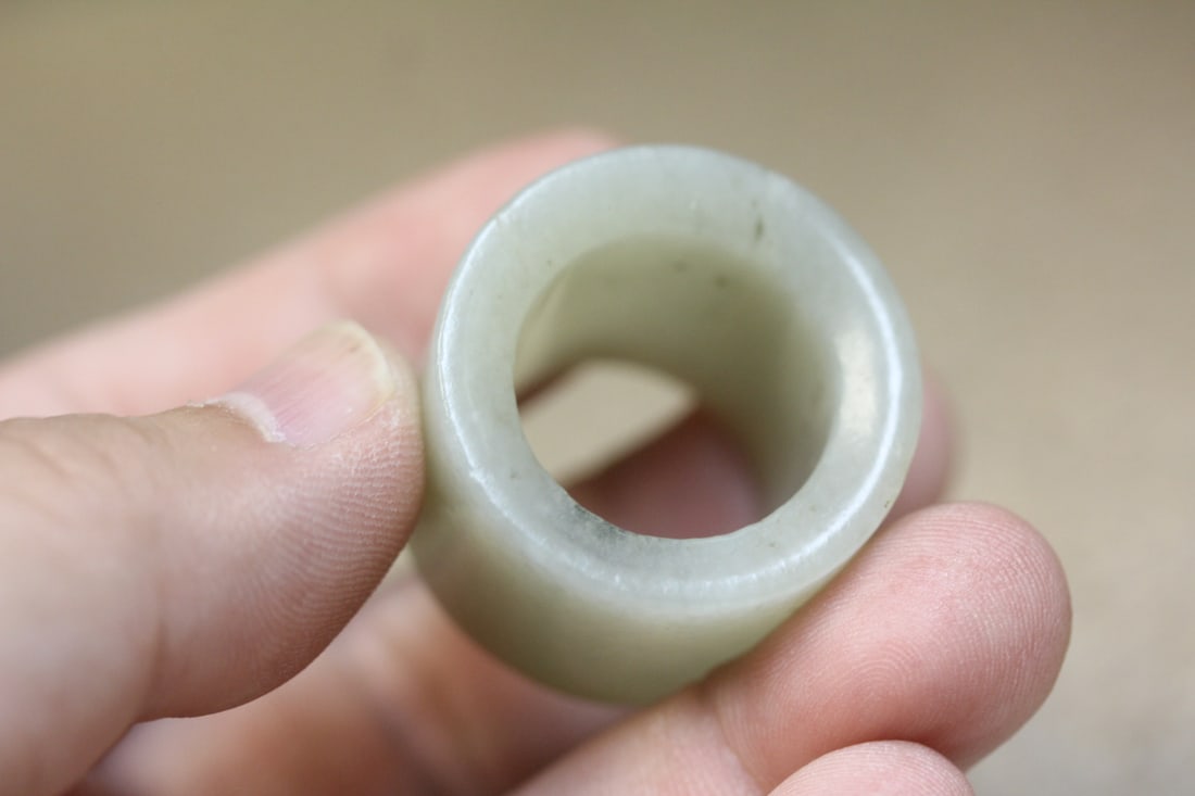 Antique Chinese Nephrite Jade Archer's Ring: 1 1/8" tall