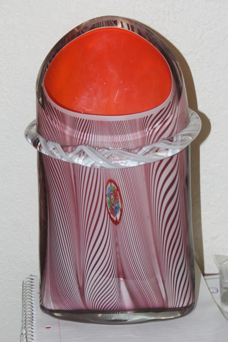 Heavy Murano Art Glass Vase: Murano or Murano -style - nicely designed - 12 3/8" tall
