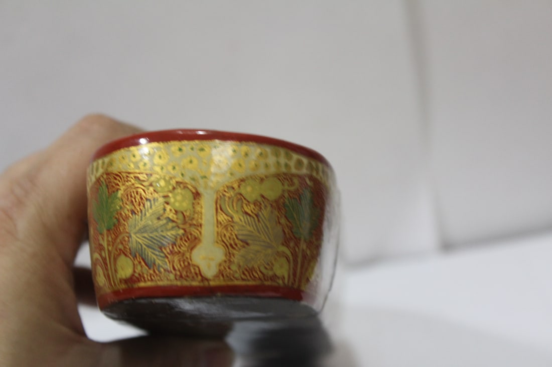A Lacquer Box - 5