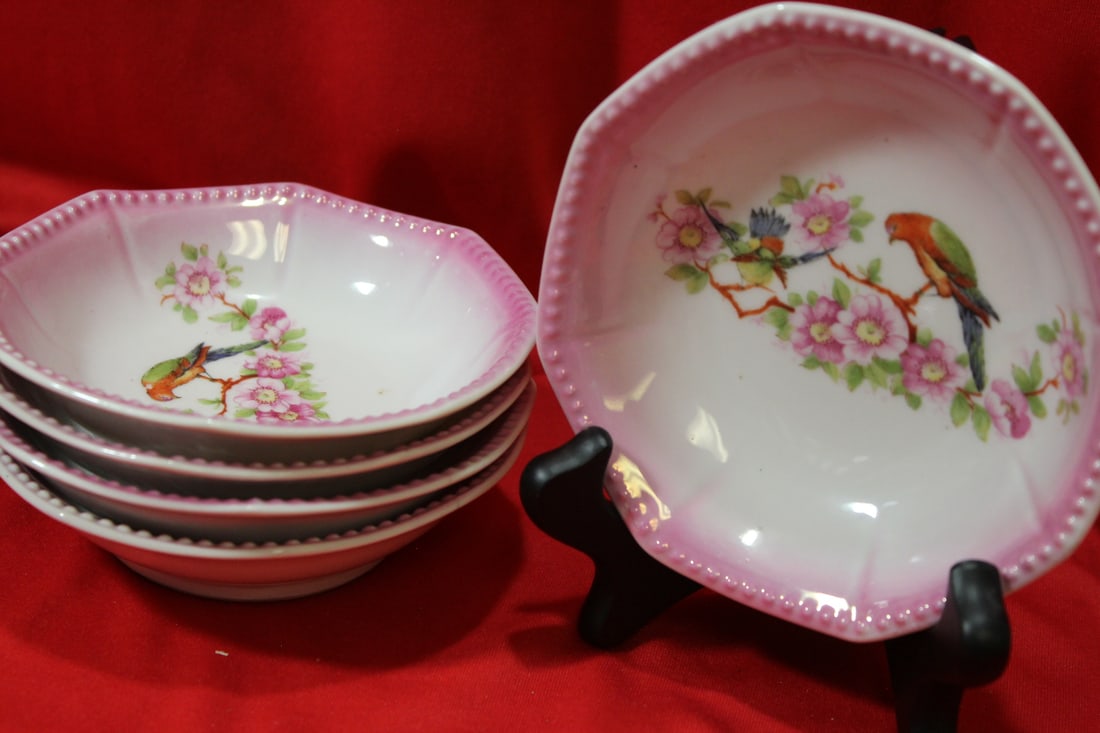 Lot of 5 Trinket Bowls: 4 3/4" in diameter