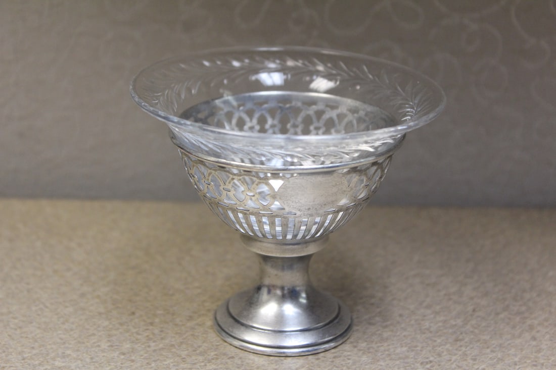 Etched Glass Sterling Cup (1 of 8)
