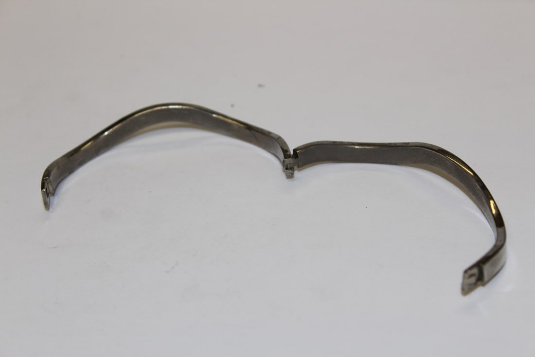 A Sterling Bangle Bracelet - 3