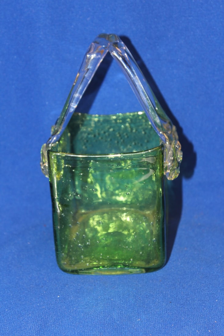 Artglass Basket: 7 inches tall