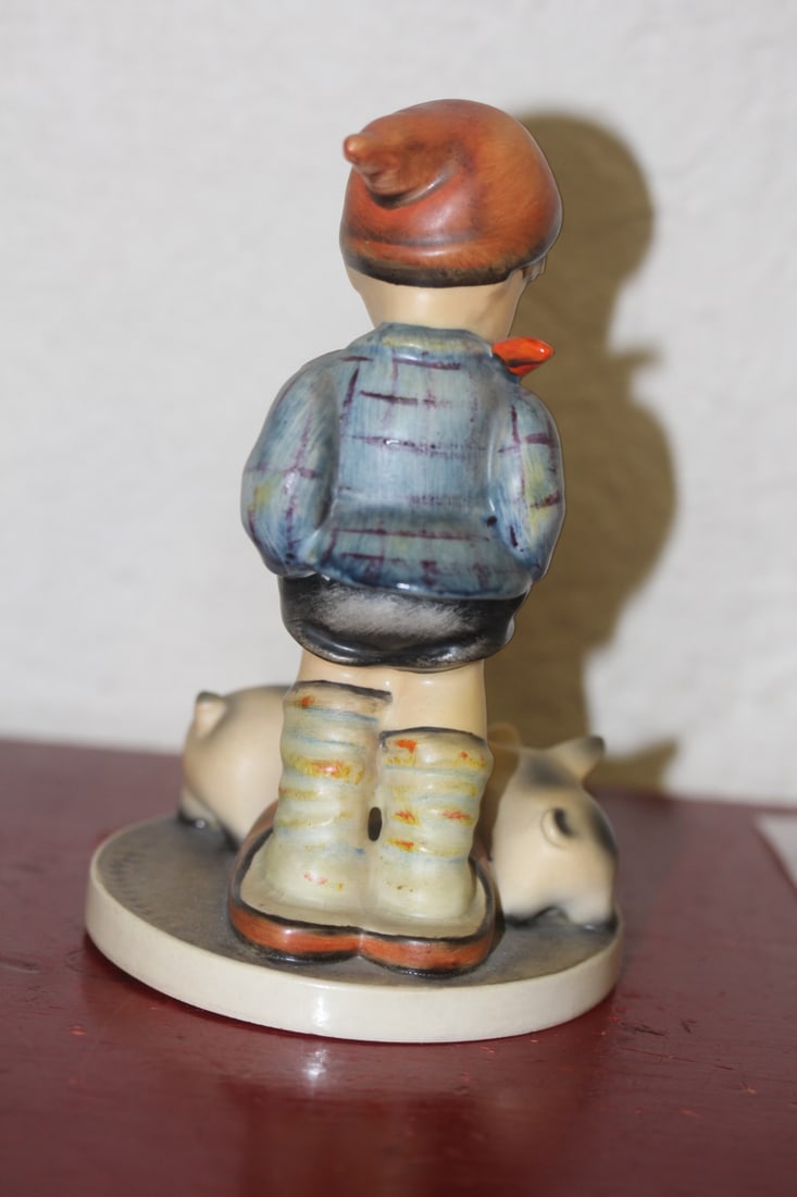 Hummel Figurine - 4