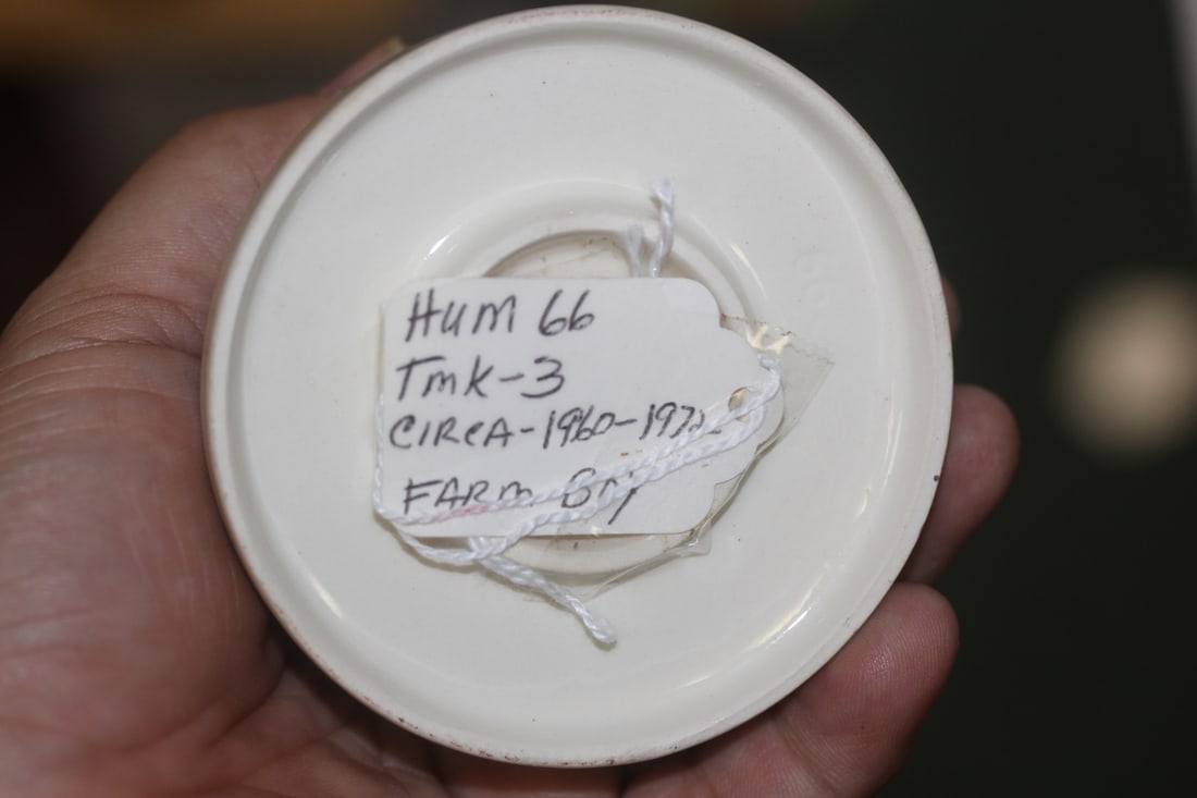 Hummel Figurine - 9