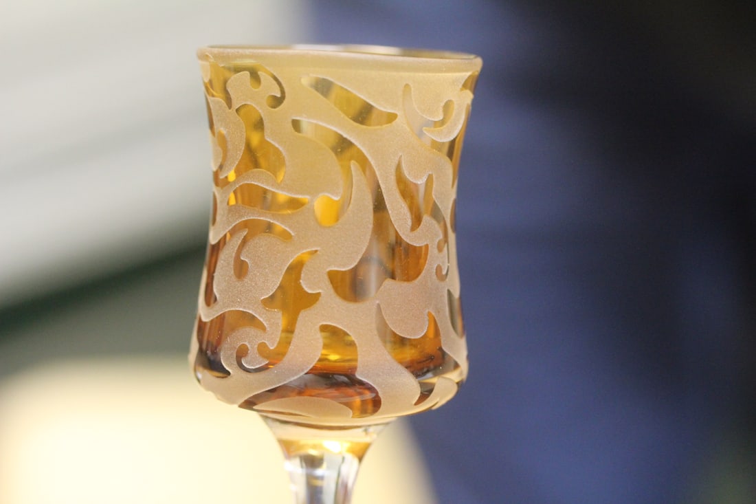 Unsigned Michael Weems Etched Goblet - 5