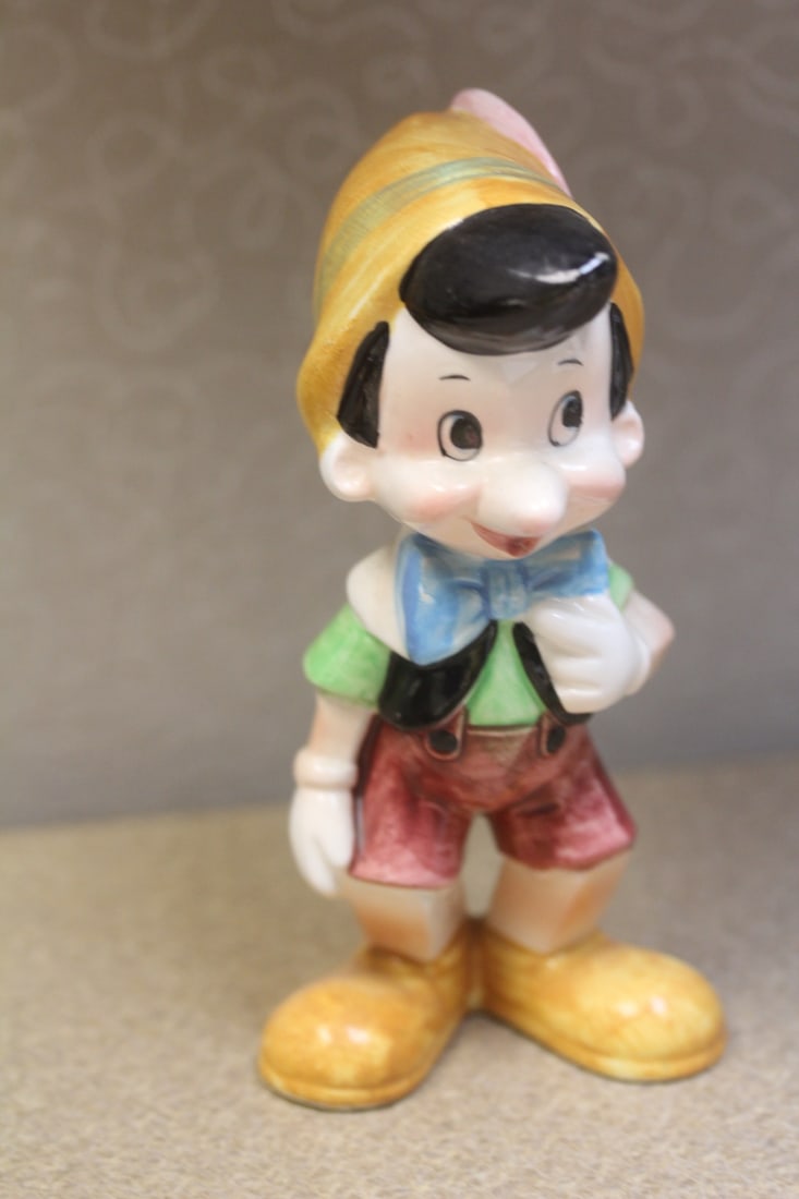 Disney Pinocchio figure: 5 1/2" tall, Japanese
