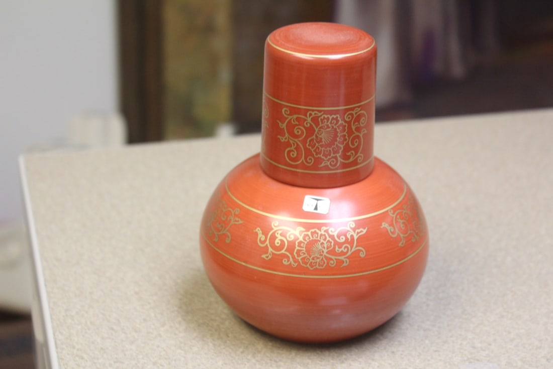 Japanese Tachi Kichi Cup: and water jug? - 6" tall