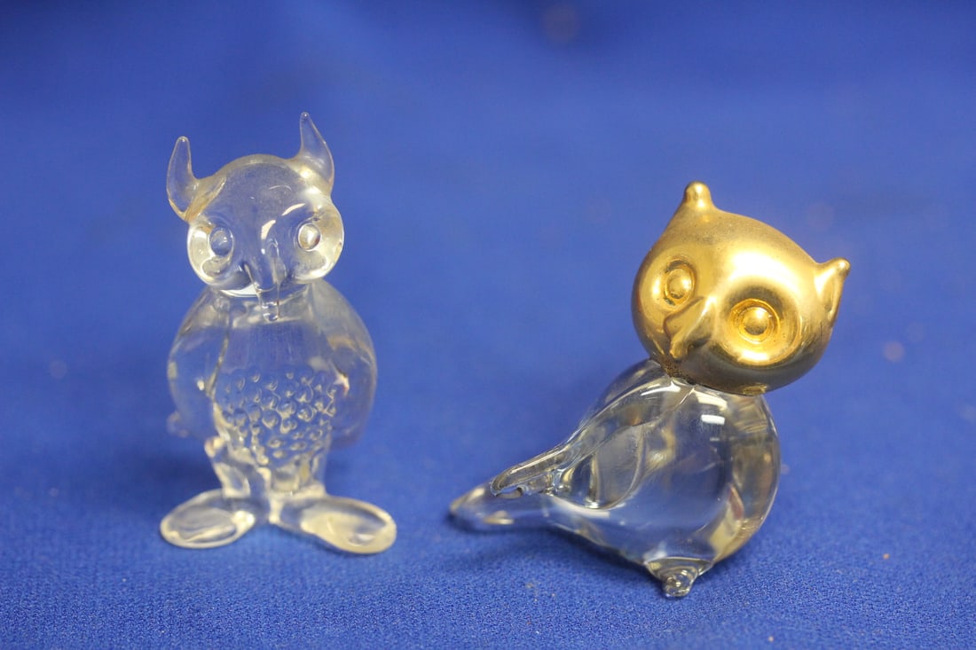 Lot of 2 Glass Owls: tallest= 2 1/2"
