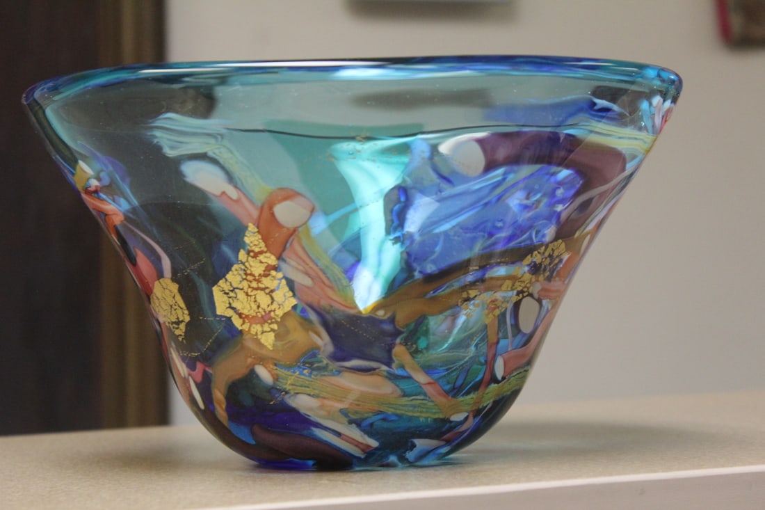 Large Art Glass Bowl: signed: Michael Reid - 10 inches in diameter and 6" tall