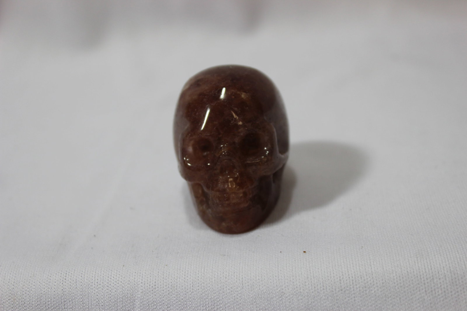 Gemstone Skull: 2" across