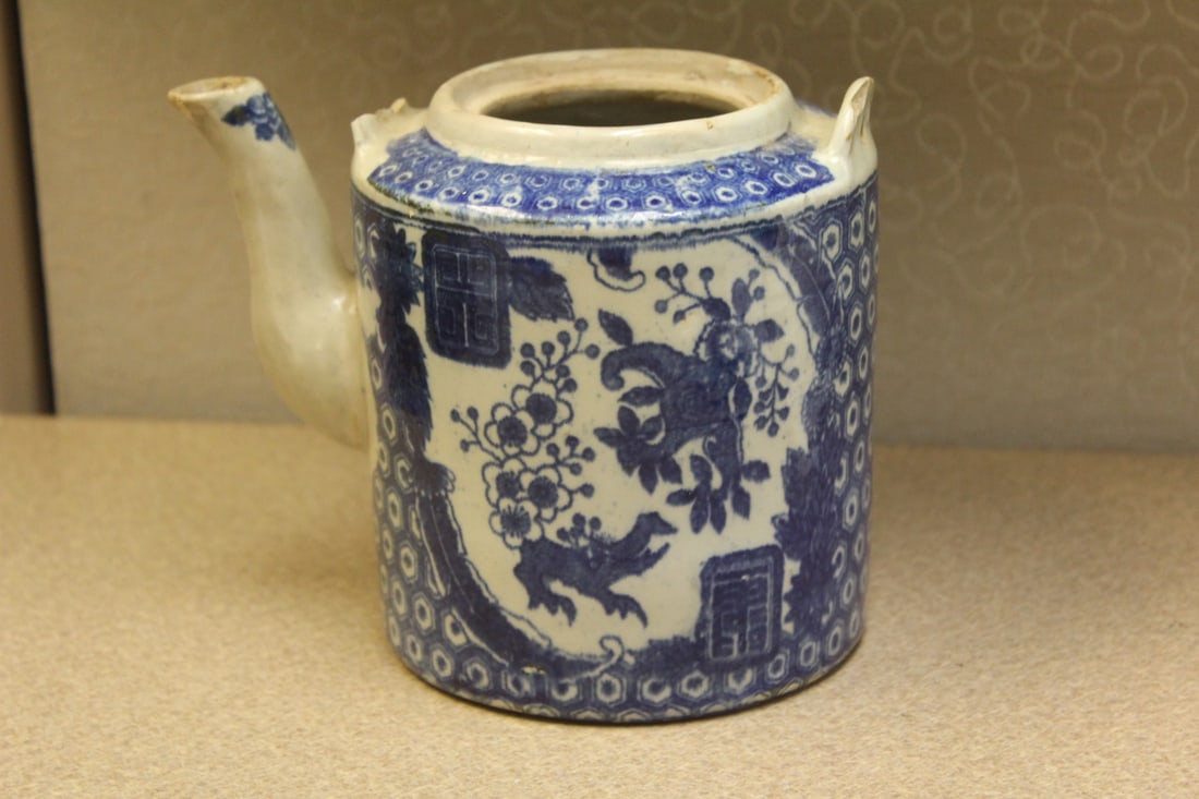 Antique Chinese Blue and White Teapot: 19th century - please note: as found, no lid, chips etc - 5 1/4" tall