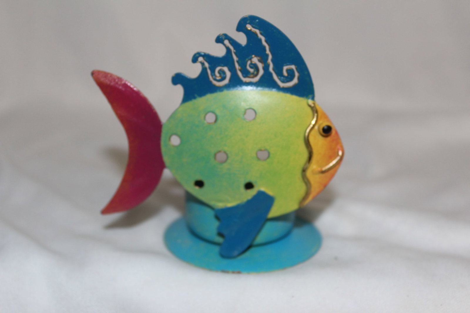 An Enamel Fish Candle Holder (1 of 4)