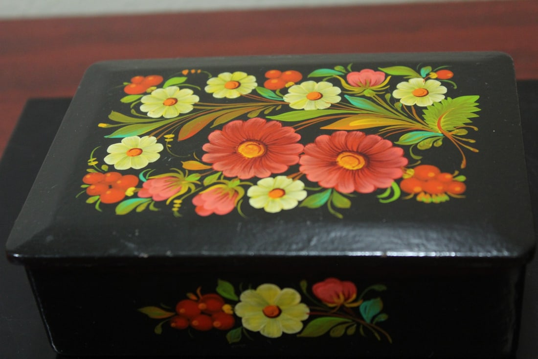 A Russian Lacquer Box - 2