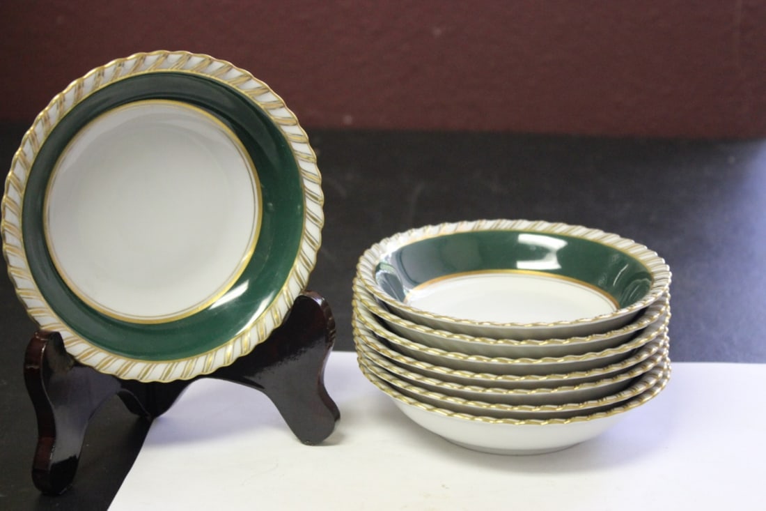 Set of 8 Franconia Krautheim Bavaria Gravy Dish: Forest Pattern - 5 1/4 inches in diameter