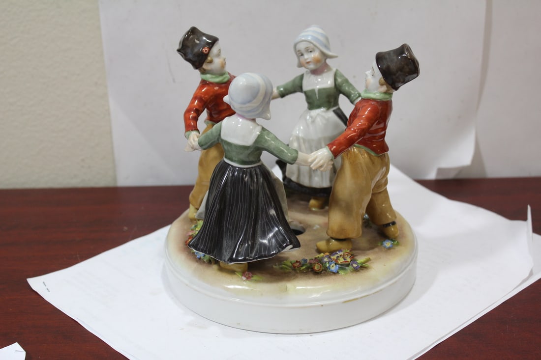An Antique Von Schierholz Porcelain Center Piece (1 of 7)
