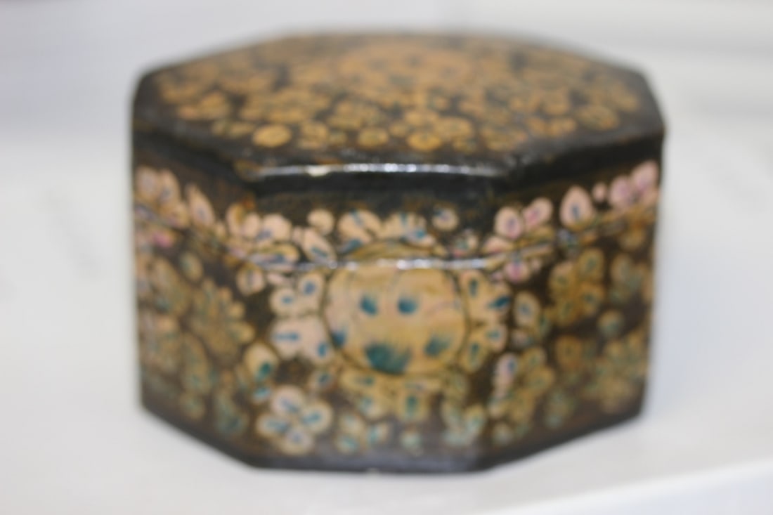 A Vintage Lacquer Box: 4 1/8" across