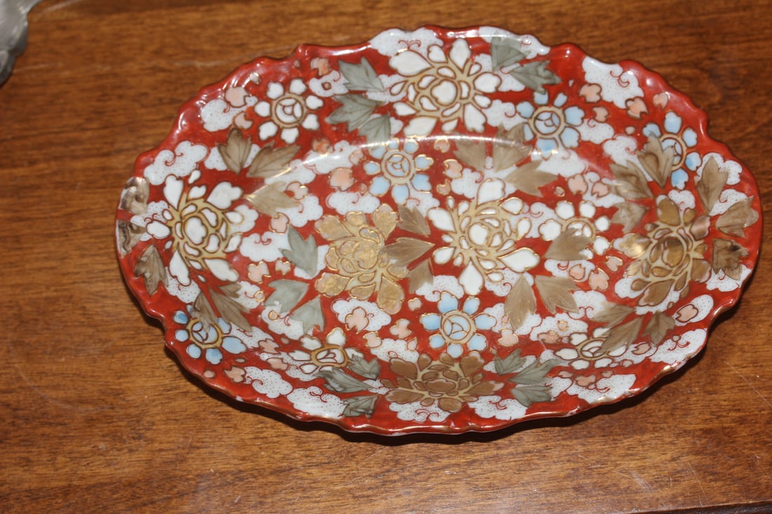 Antique Kutani Floral Oval Bowl: Japanese - early 20th century - 9 1/2" across