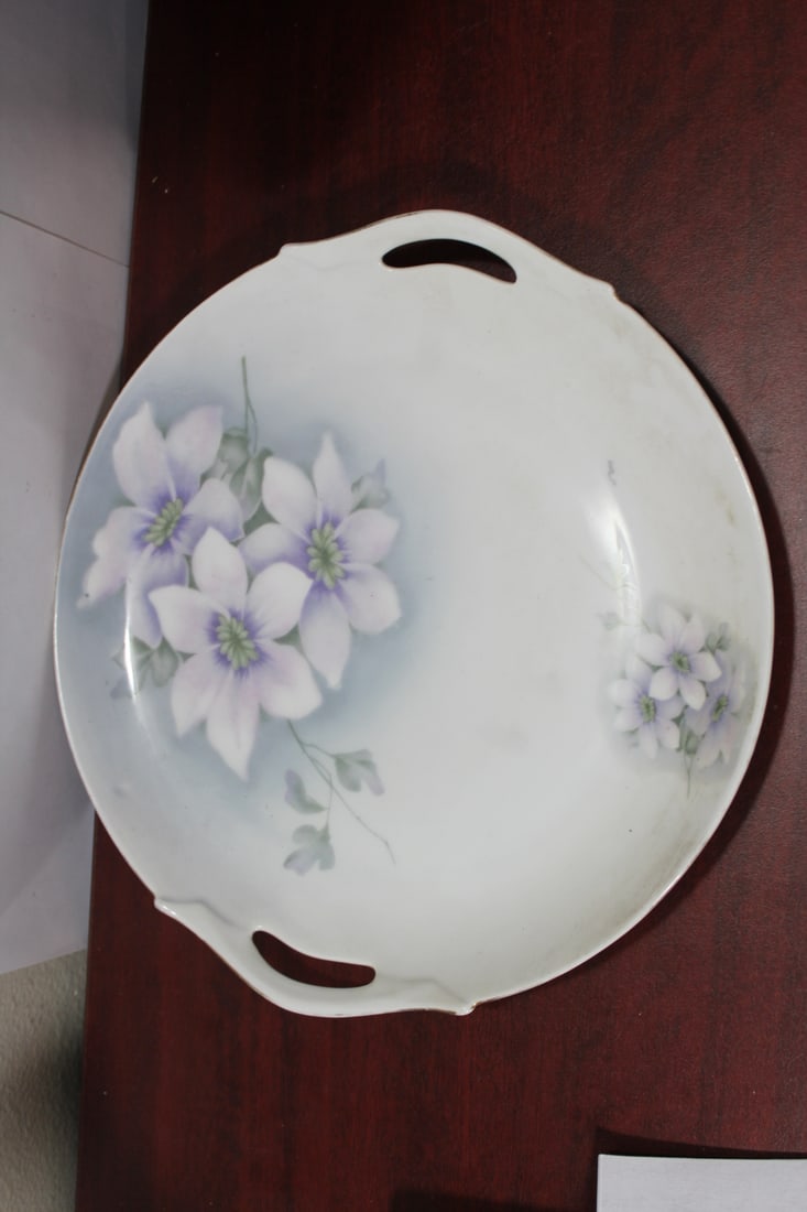 A German 2-Handle Plate: 11" in diameter from handle to handle