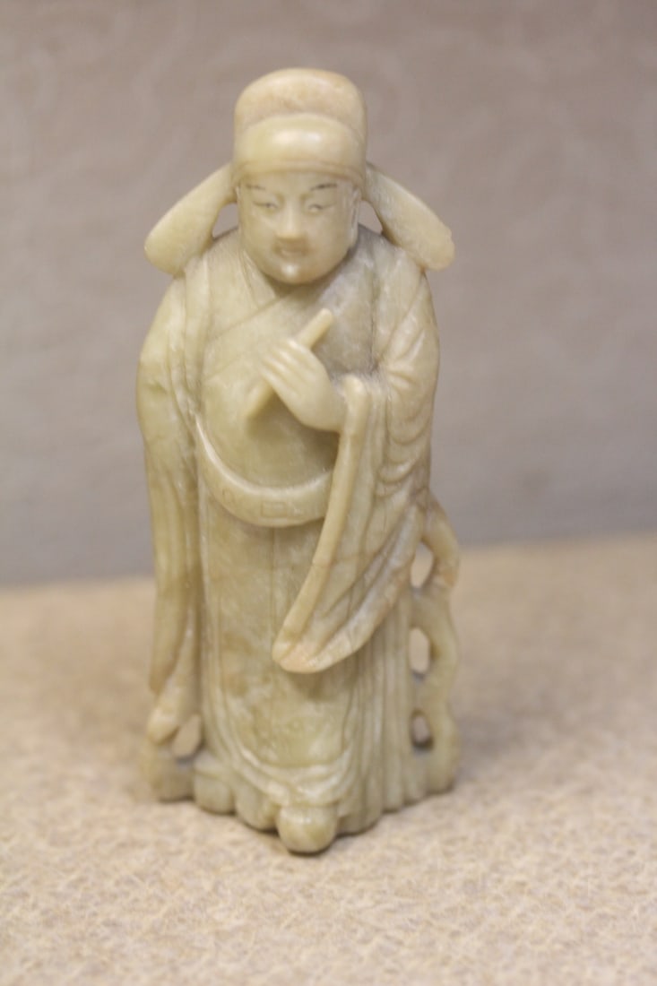 Vintage Chinese Soapstone Sage: appeared to be an older piece - 3 5/8" tall