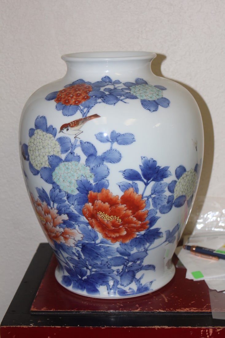 Fukugawa Porcelain Vase