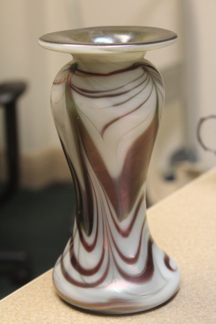 Lundberg Artglass Vase: signed - 7 1/2" tall - dated 1972