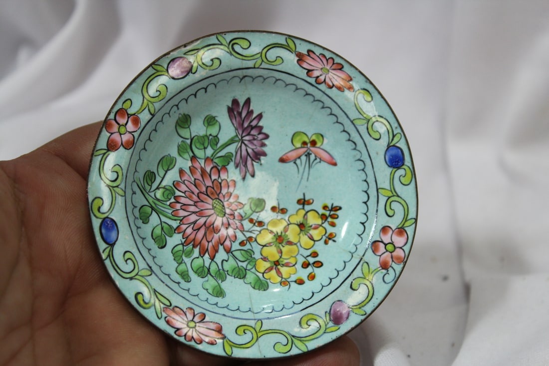 An Enamel Chinese Sauce Dish: marked "China" - 3 1/8" in diameter