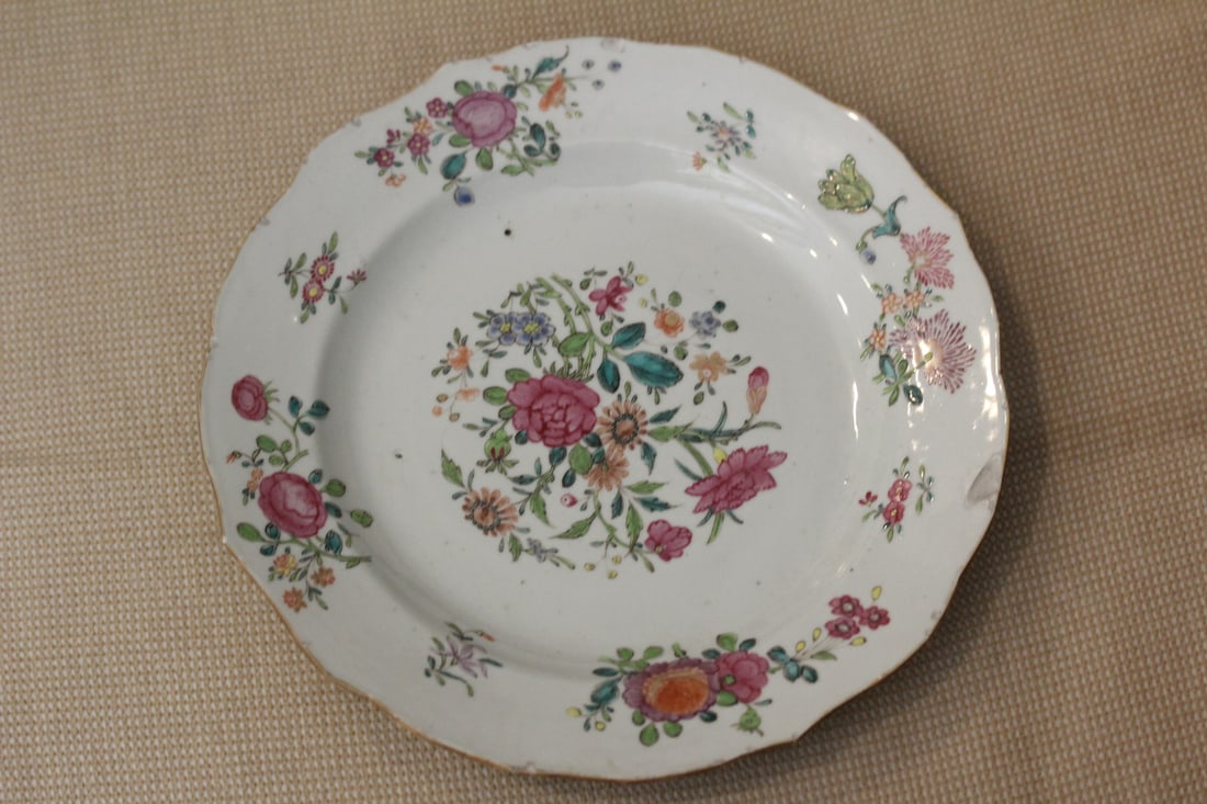 Antique Chinese Plate: 19th century - please note: chip/roughness - 8 7/8" in diameter