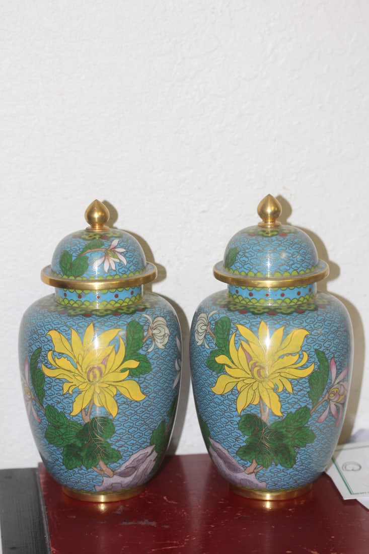 Pair of Chinese Cloisonne Jars: with lid - 8 1/2" tall each