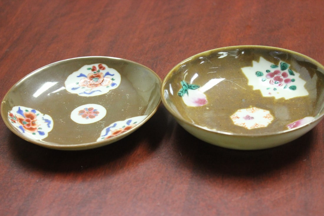 Lot of Two Chinese Teadust or Caf? Au Lait Dishes: one have a staple repaired - 4 5/8" in diameter each