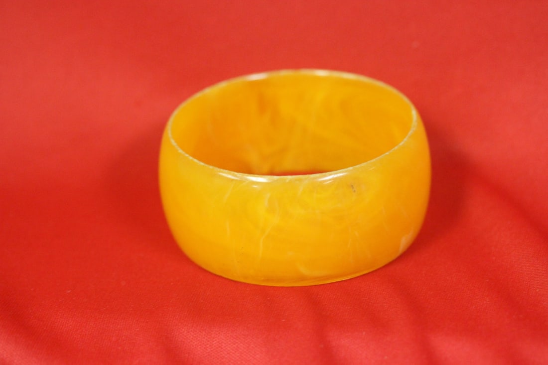 A Lucite? Bakelite? Bangle Bracelet - 2
